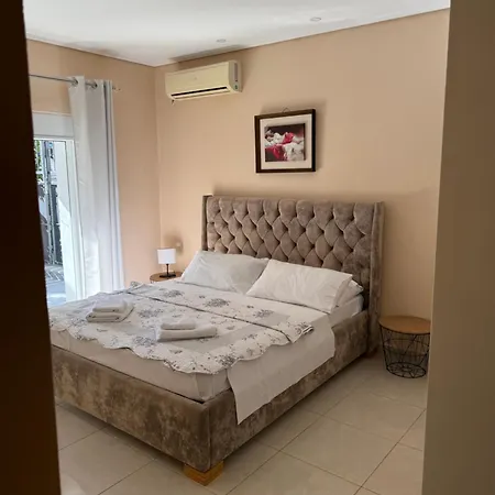 Helen Apartment *